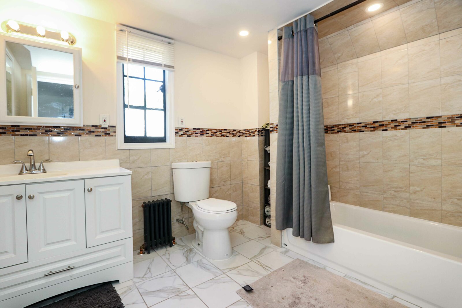 421 N Long Beach Rd, Rockville Centre 30