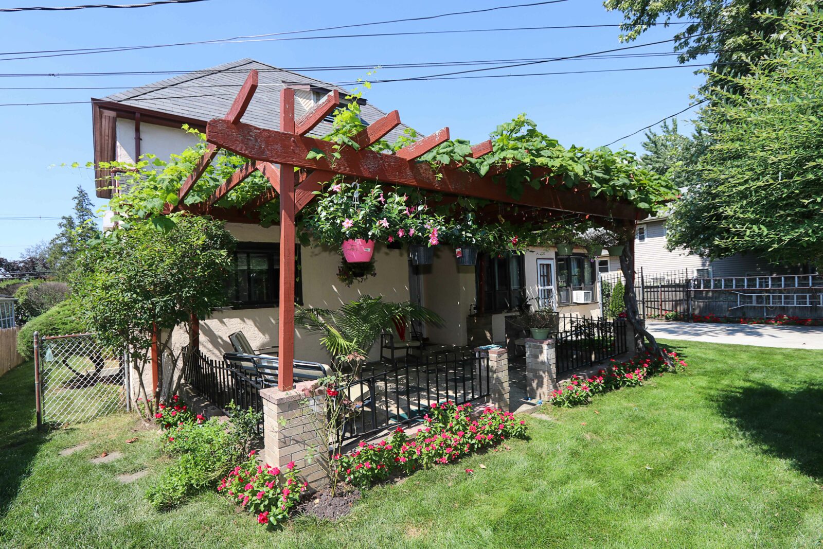 421 N Long Beach Rd, Rockville Centre 40